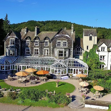 Lakeside Hotel & Spa